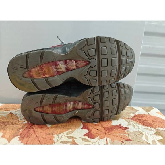 Nike Air Max 95 Essential Grey Men’s Running Shoes Size 11 749766-025 - Picture 6 of 6